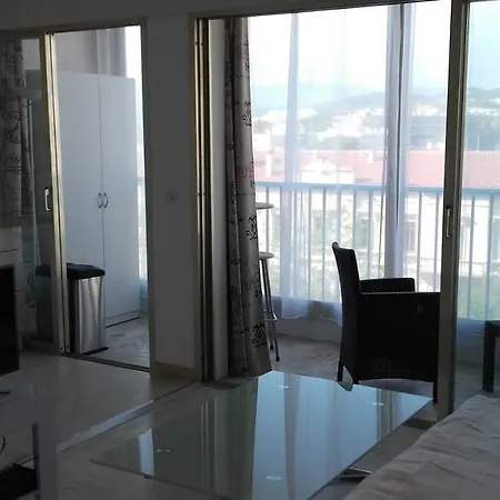 Palais Eve Apartment *